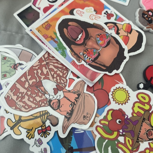 BAD BUNNY BUNDLE - Picture 2 of 8